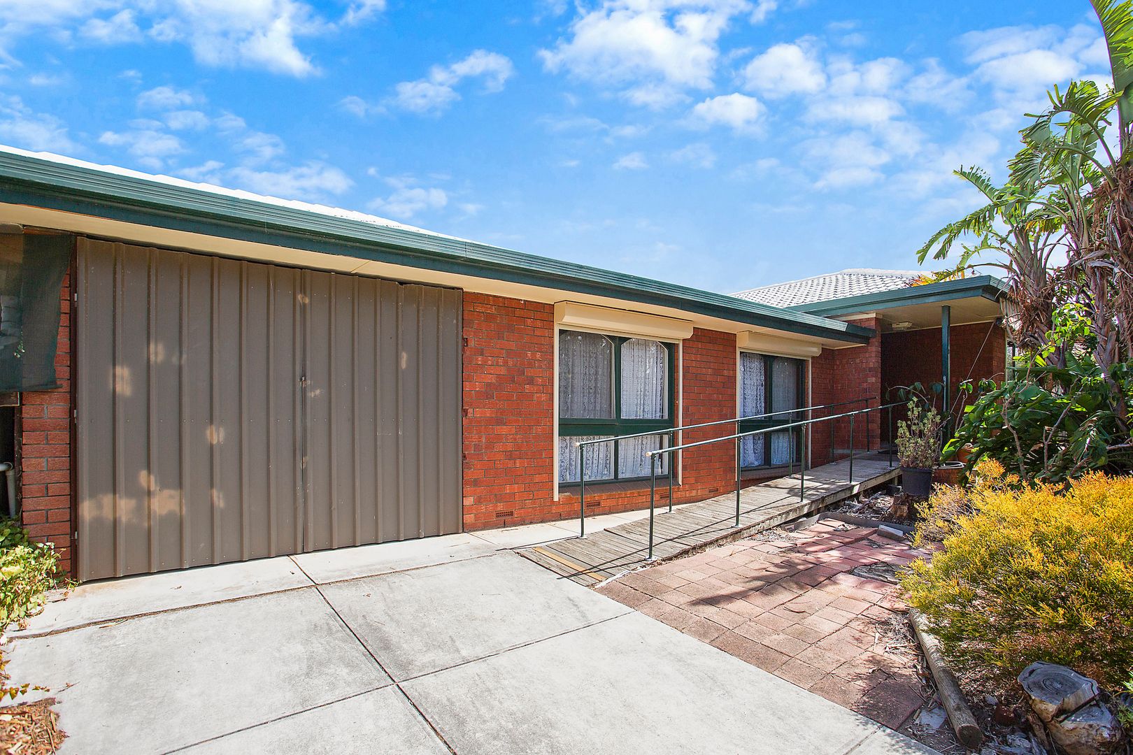 9 Applecross Avenue, Morphett Vale SA 5162 House For Sale Domain