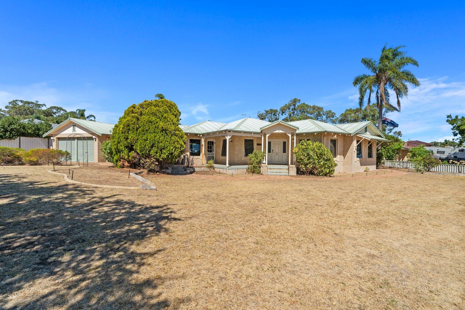 2 Yule Street, Dudley Park WA 6210, Image 0