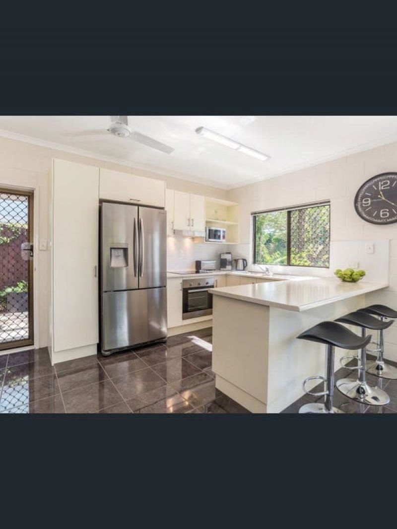 2/7 Academy Close, White Rock QLD 4868, Image 1