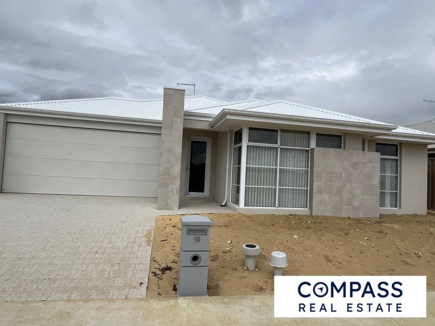 98 Capilano Avenue, Yanchep WA 6035