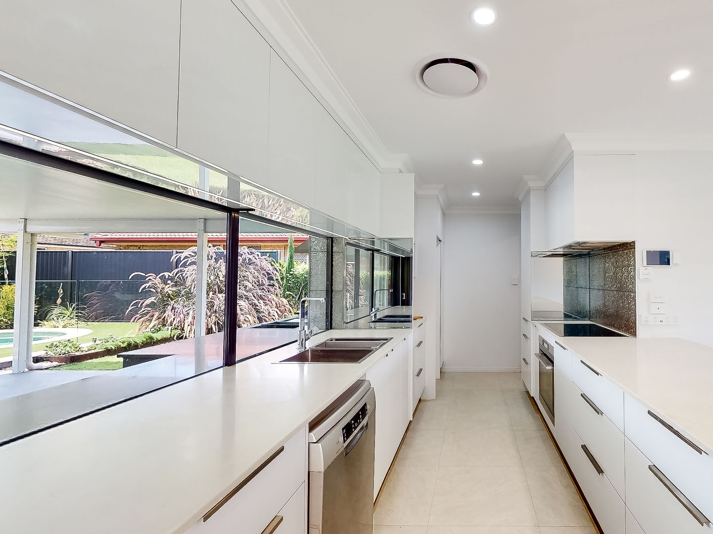 Jindalee QLD 4074 4 beds house for Rent, 1,100 Weekly inc. Pool