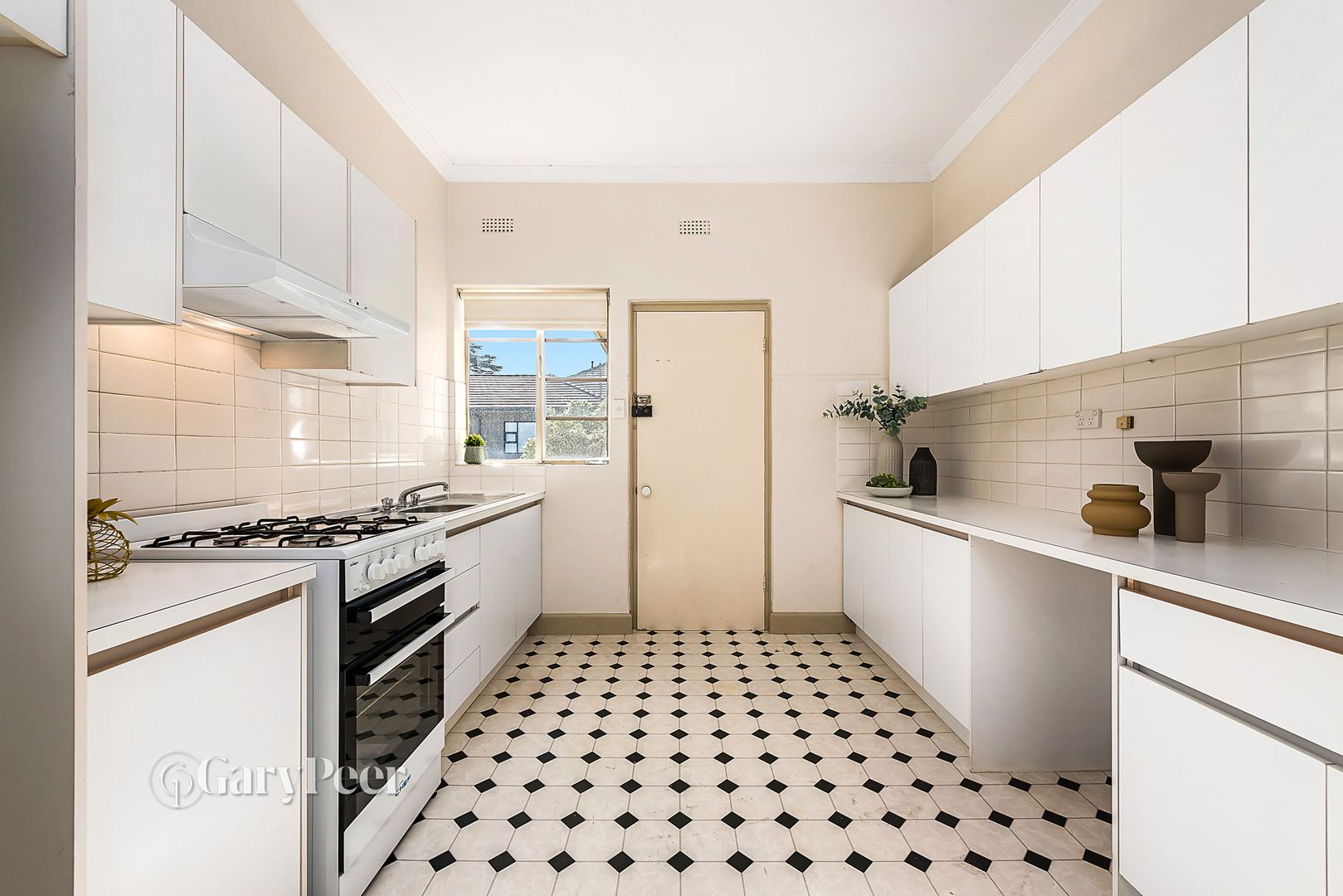 3/1 Linlithgow Avenue, Caulfield North VIC 3161, Image 2