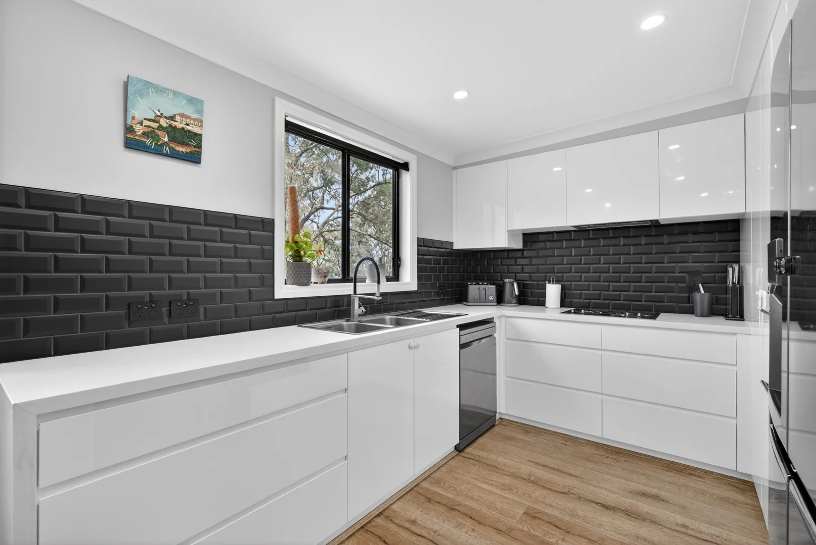 Additional image 12 of 158 Sixth Avenue, Llandilo NSW 2747