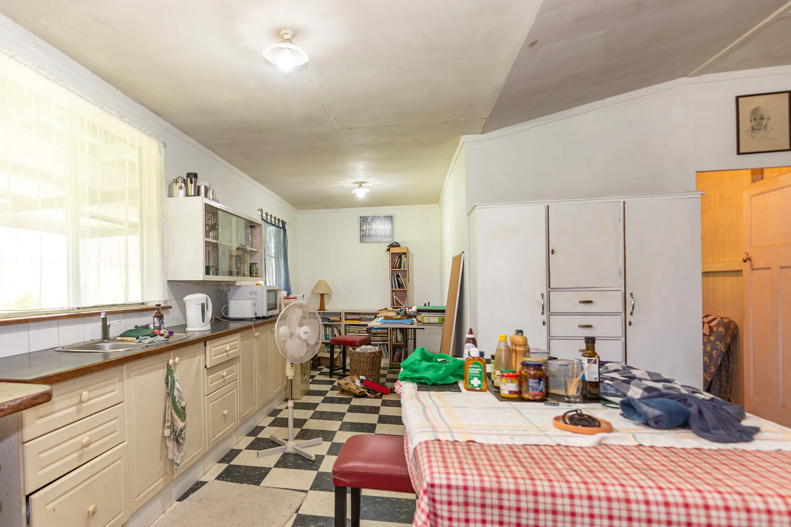 Image 12