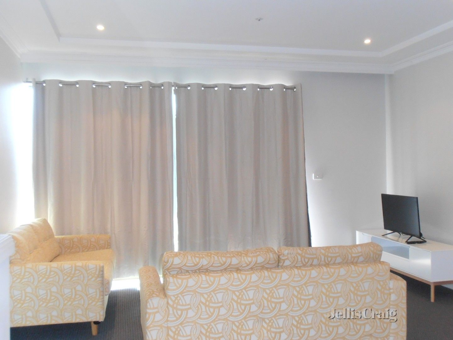 2111/222 Russell Street, Melbourne VIC 3000, Image 2