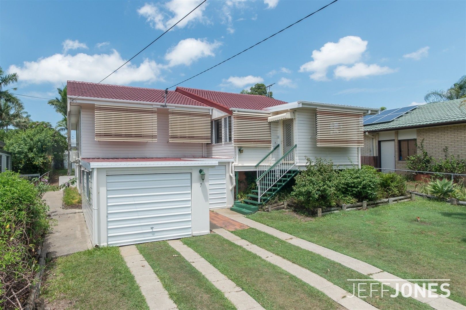 3 bedrooms House in 7 Chater Street CARINA QLD, 4152