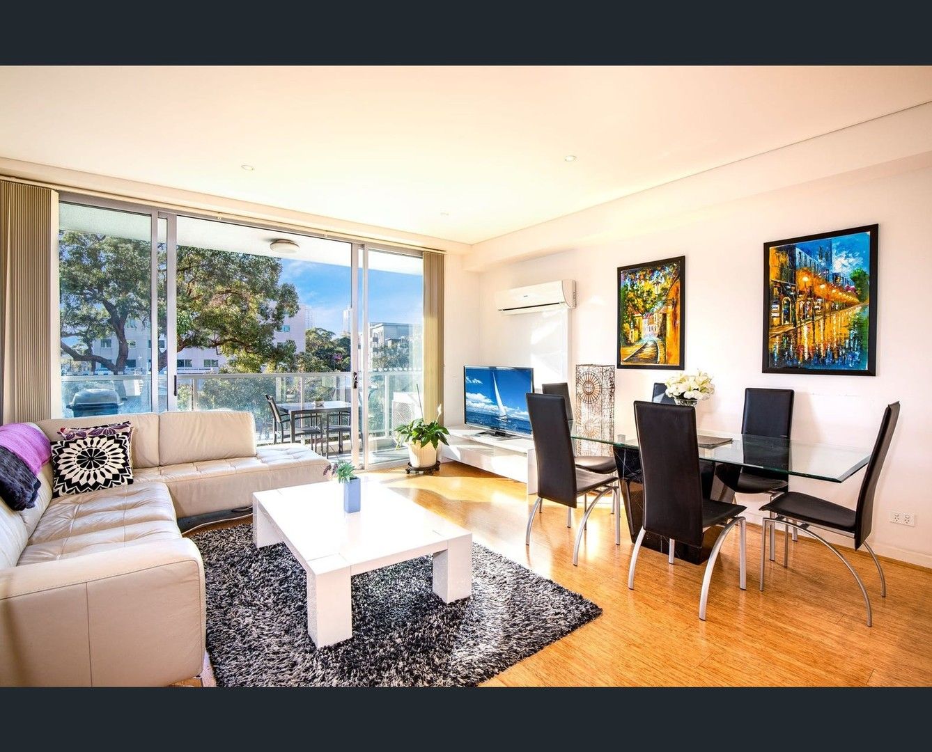 2 bedrooms Apartment / Unit / Flat in 320/2 Allen street WATERLOO NSW, 2017