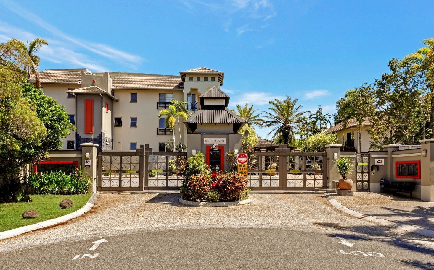 1 bedrooms Apartment / Unit / Flat in 1202/12-21 Gregory Street WESTCOURT QLD, 4870