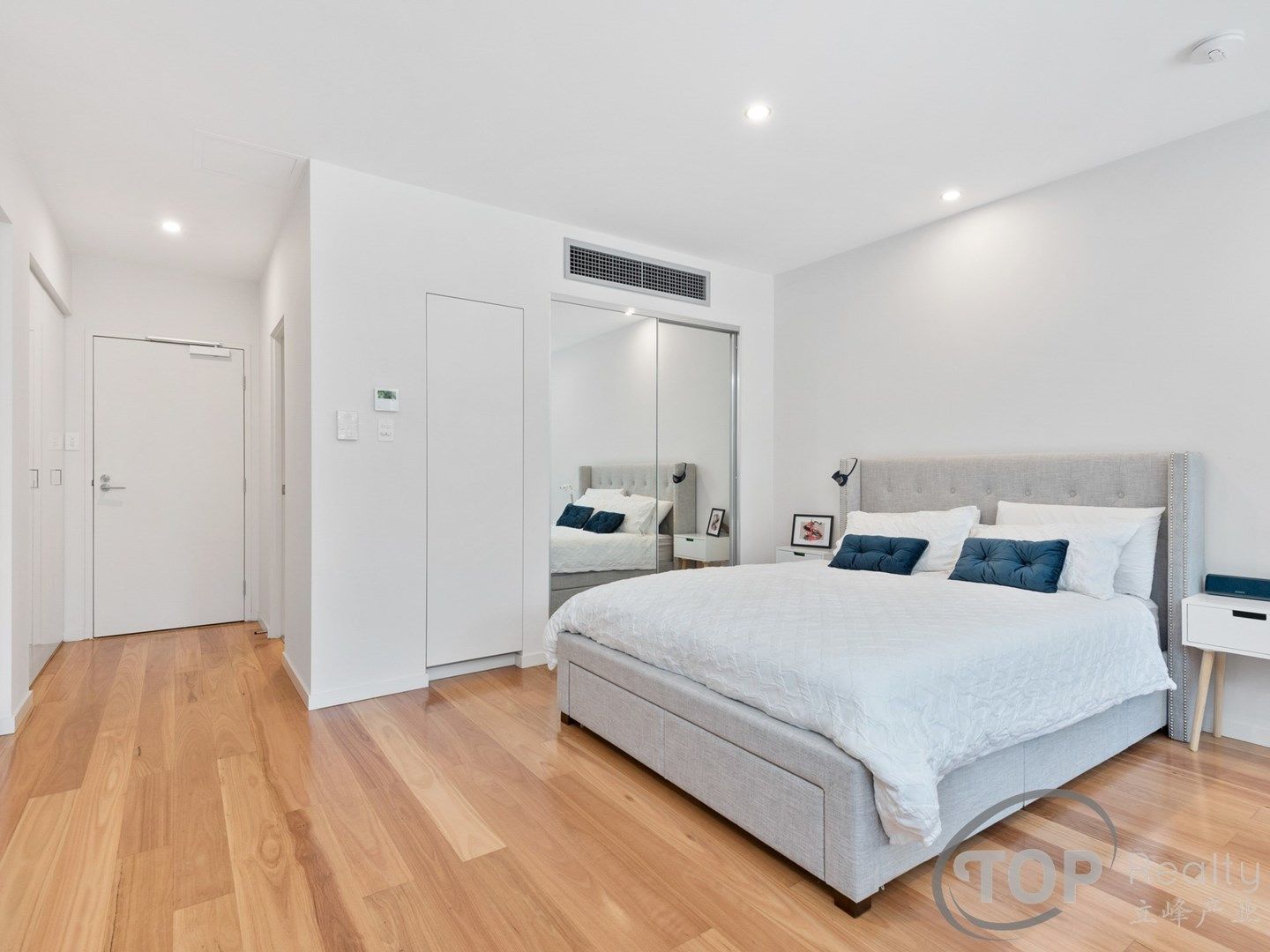 Unit 4/189 Adelaide Terrace, East Perth WA 6004, Image 0