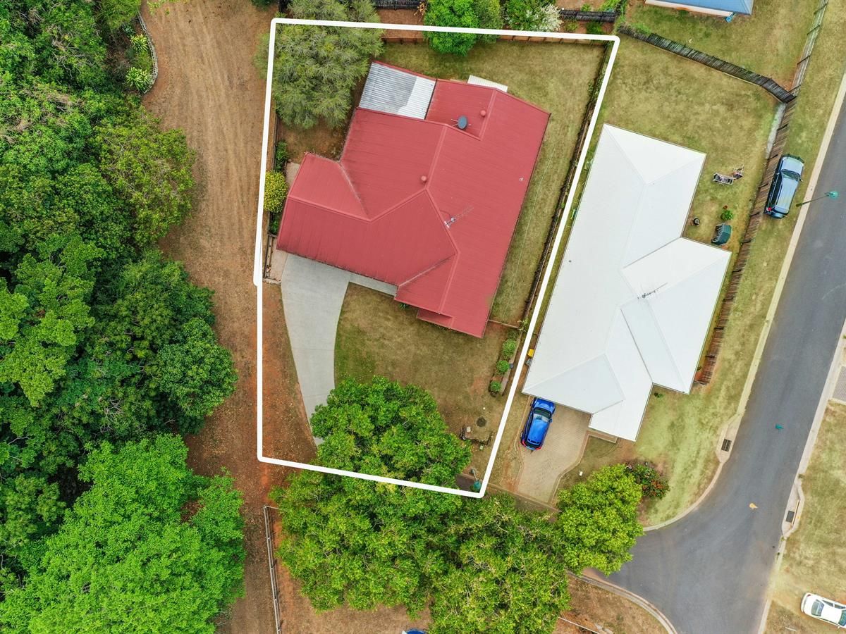 4 Seabreeze Court, Redlynch QLD 4870, Image 2