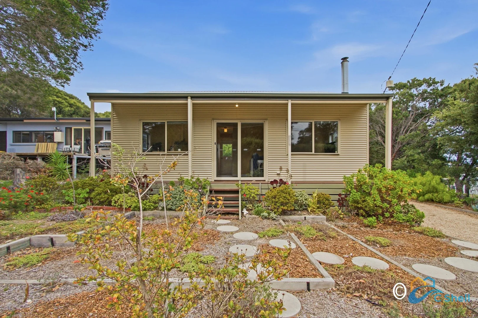 18 White Crescent, Loch Sport VIC 3851