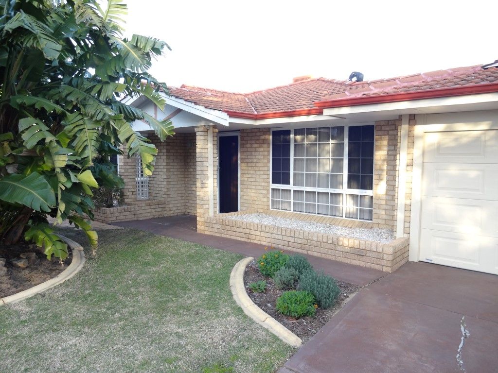 4 bedrooms House in 107 Duffy Terrace WOODVALE WA, 6026
