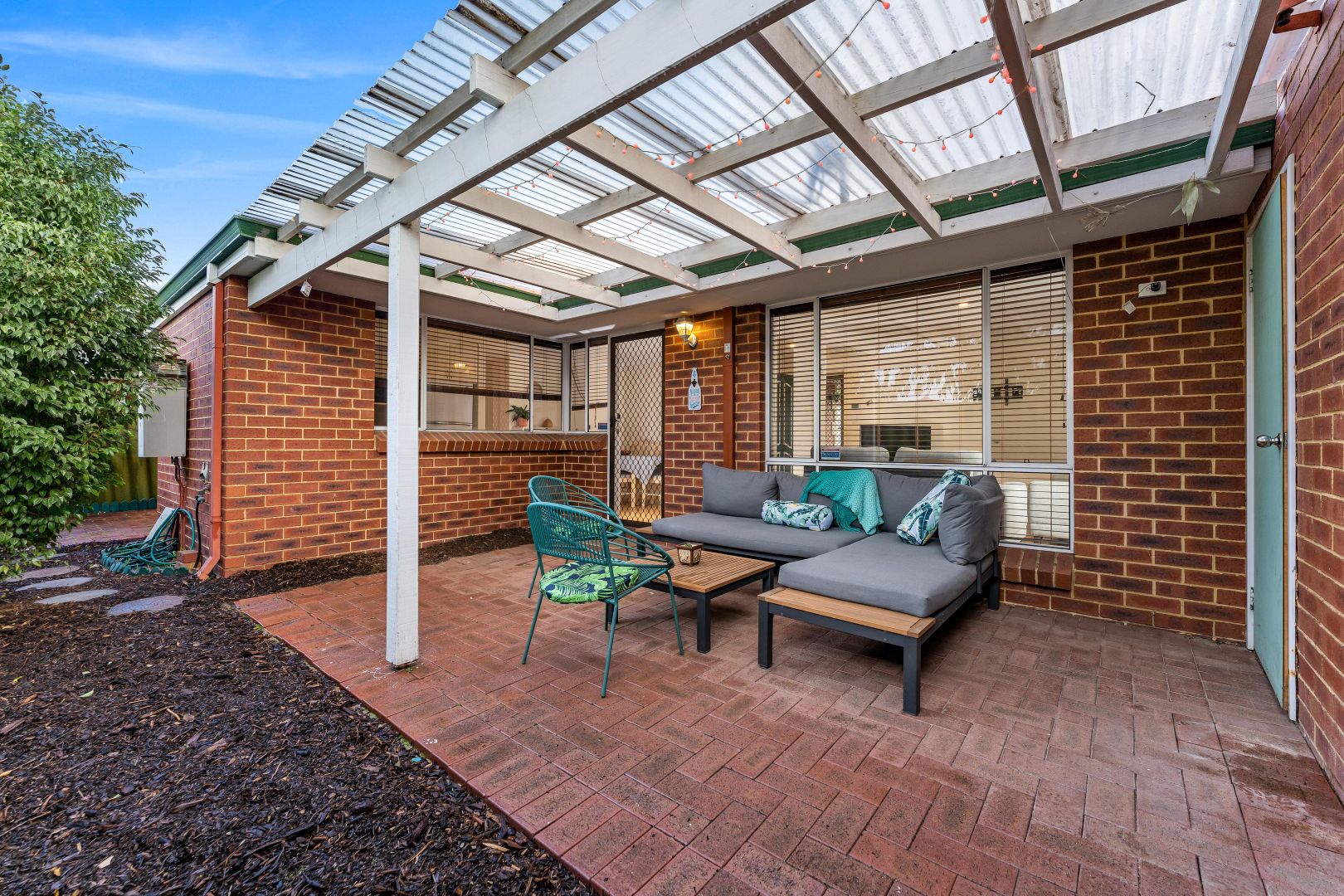 2/32 Clarence Street, Tuart Hill WA 6060, Image 2