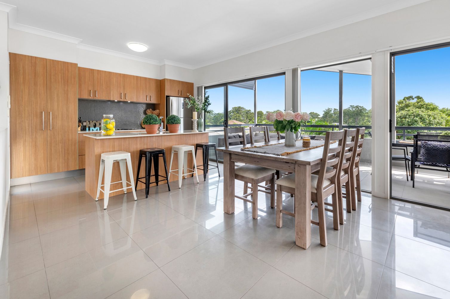 4 bedrooms House in 18 Danbulla Street PIMPAMA QLD, 4209
