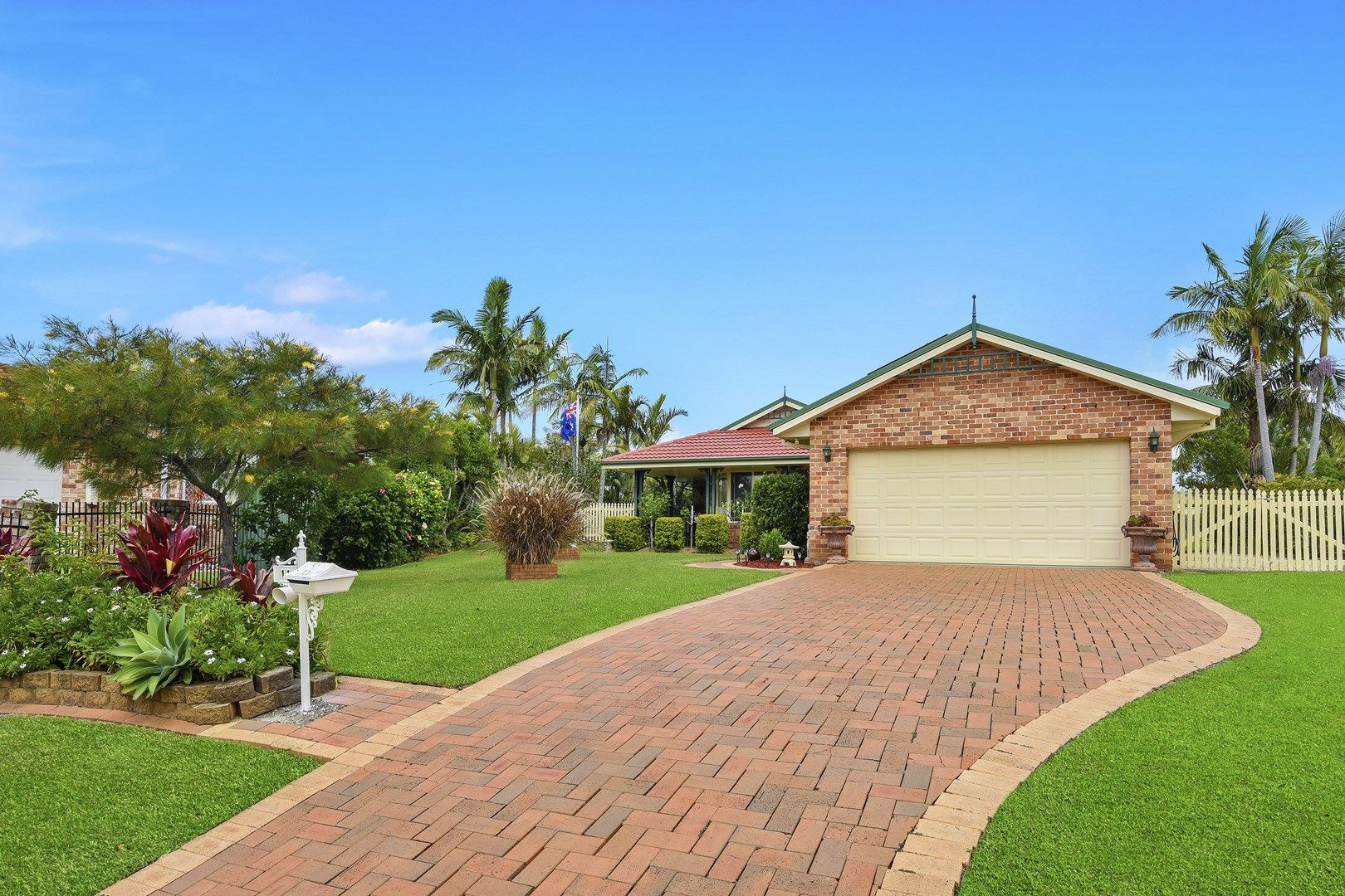 11 Hakea Place, Port Macquarie Property