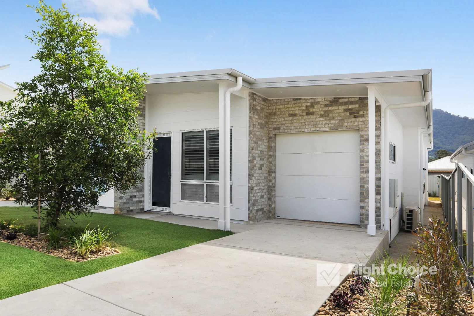 Primary image of Badagarang NSW 2540