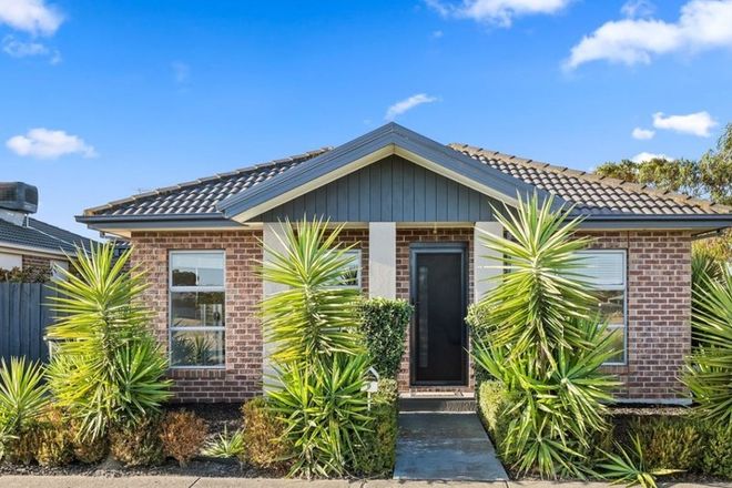 Picture of 9 Chettam Street, EPPING VIC 3076