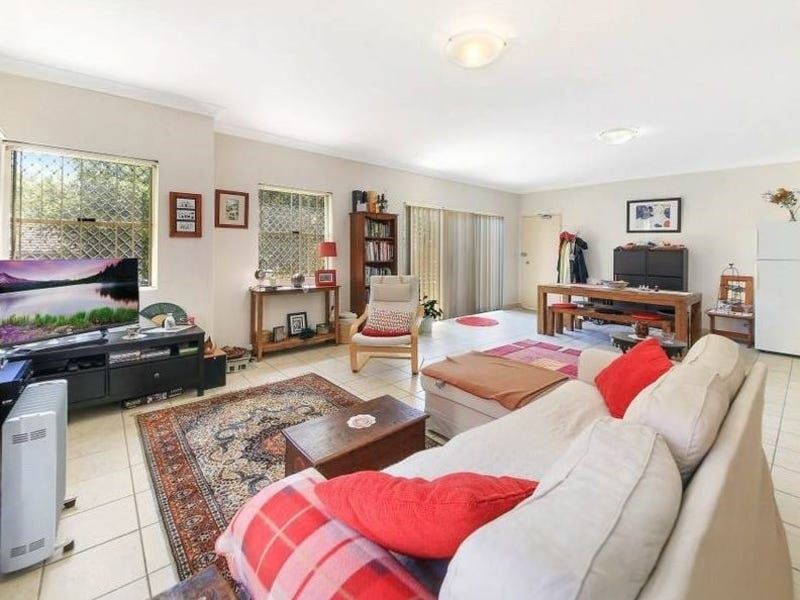 2 bedrooms Apartment / Unit / Flat in 3/12 Gladstone Street BURWOOD NSW, 2134