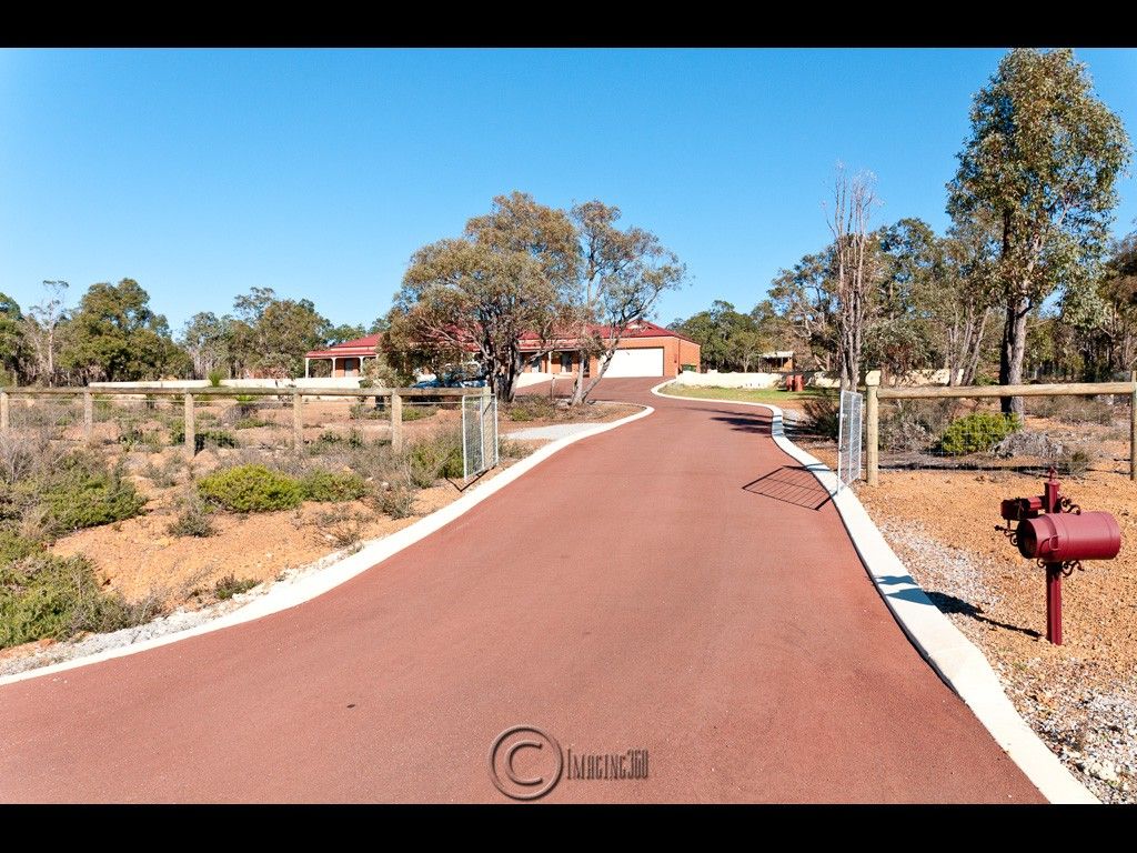 7 Sandhurst Close, Brigadoon WA 6069, Image 1