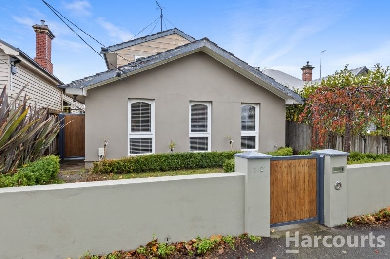4 bedrooms House in 12 Ripon Street North BALLARAT CENTRAL VIC, 3350