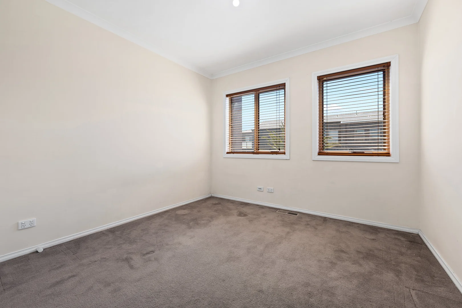 Additional image 14 of 7 Arena Close, Flemington VIC 3031