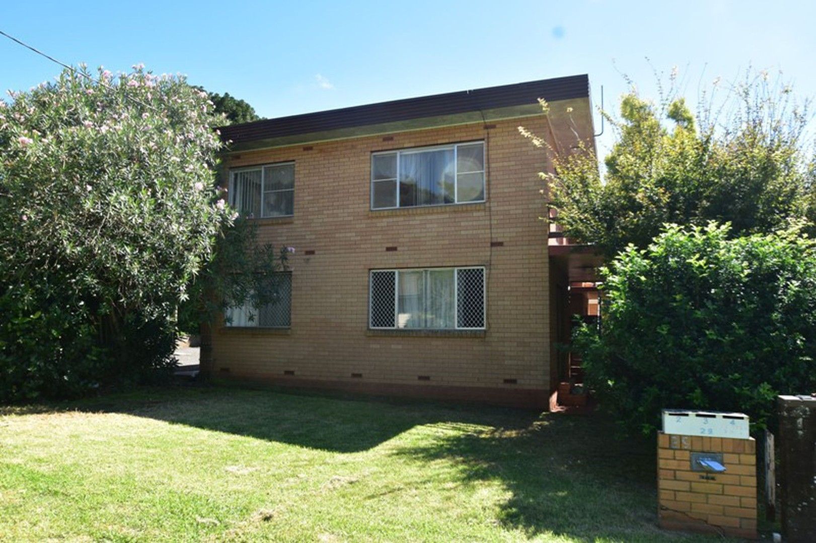 1 bedrooms Apartment / Unit / Flat in 1/29 Isabel Street TOOWOOMBA CITY QLD, 4350