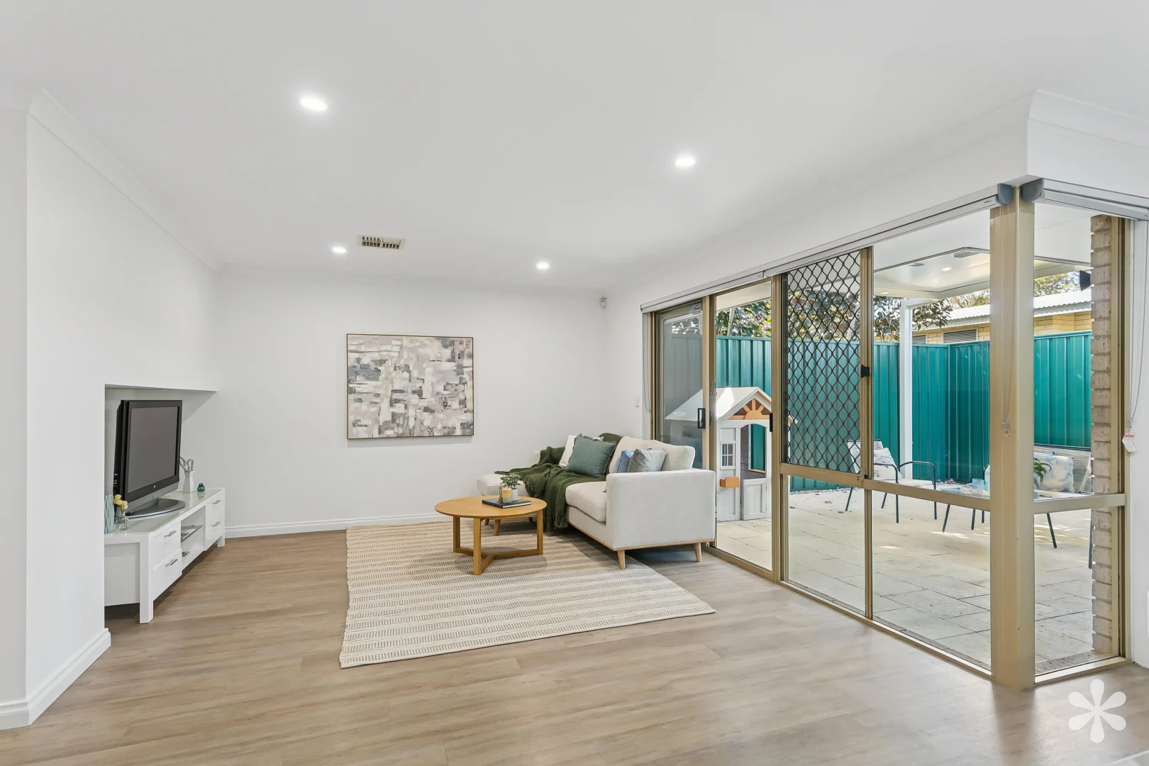 Additional image 3 of 34D Oswald Street, Victoria Park WA 6100