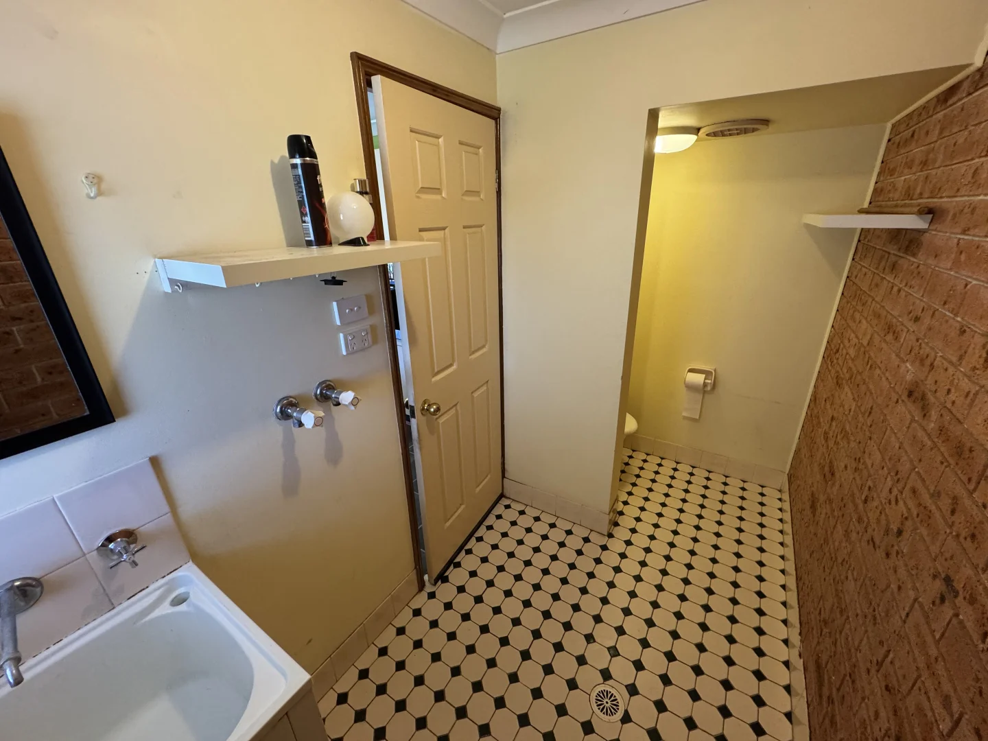 Additional image 4 of 5A Ledger Close, Casula NSW 2170