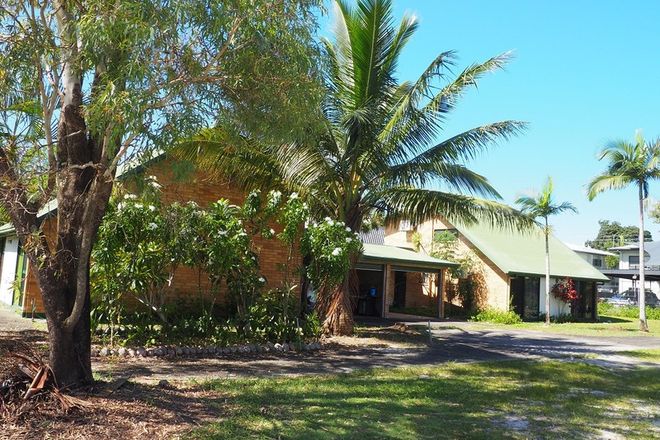 Picture of 68 Holland Street, WONGALING BEACH QLD 4852