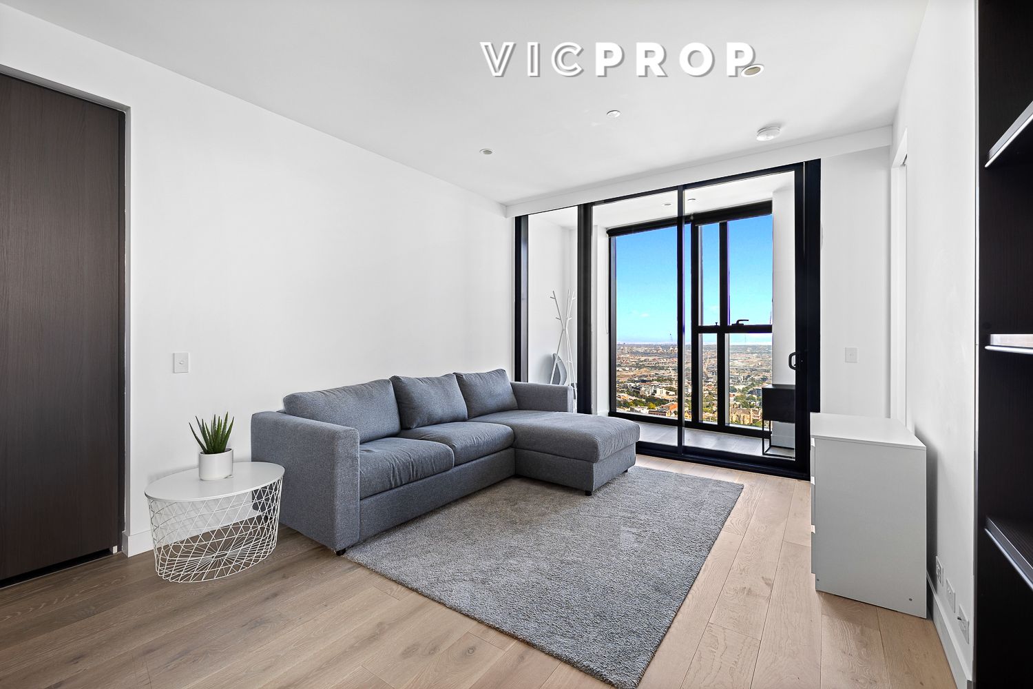 2 bedrooms Apartment / Unit / Flat in 4514/160 Victoria Street CARLTON VIC, 3053