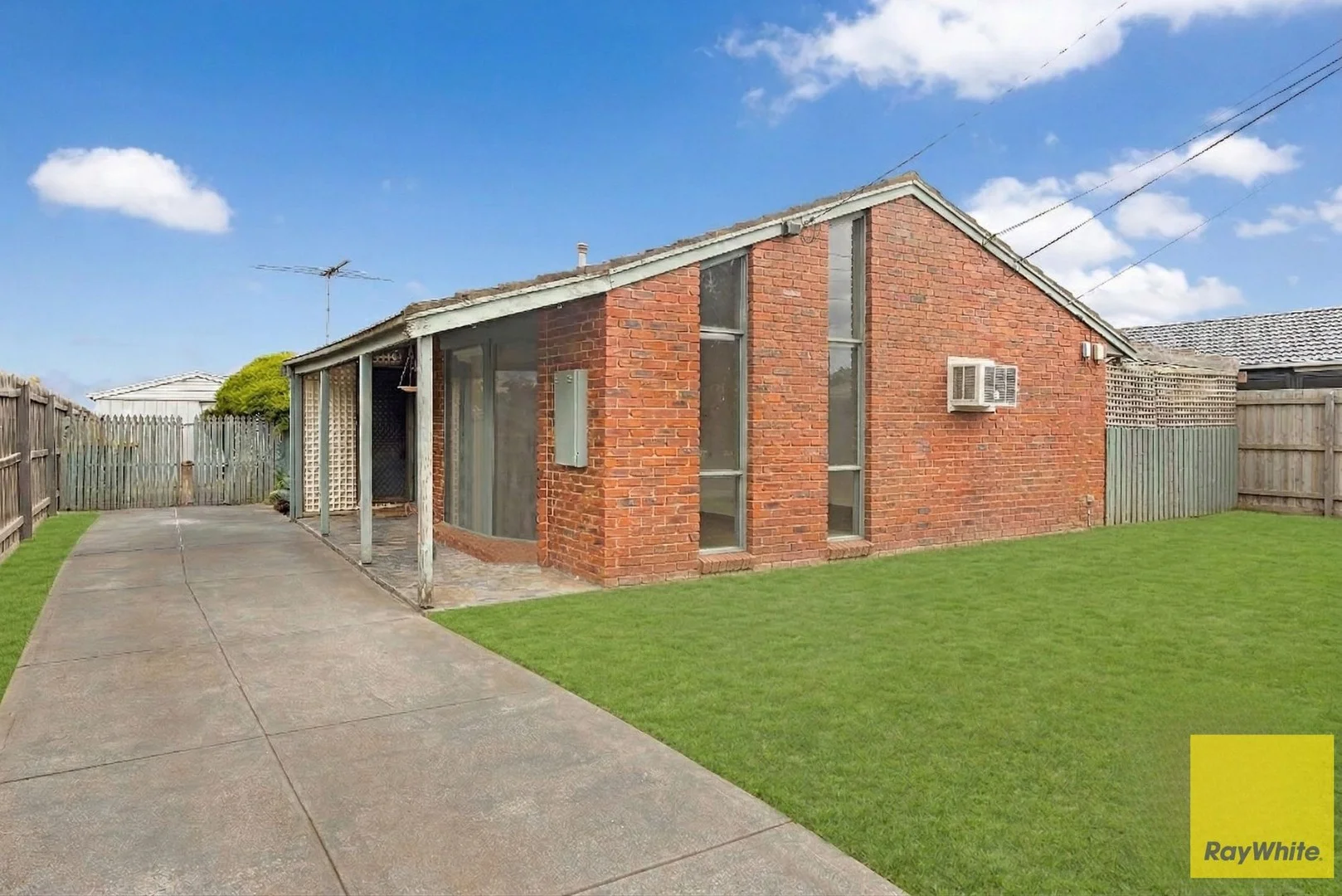Primary image of 21 Iluka Drive, Werribee VIC 3030