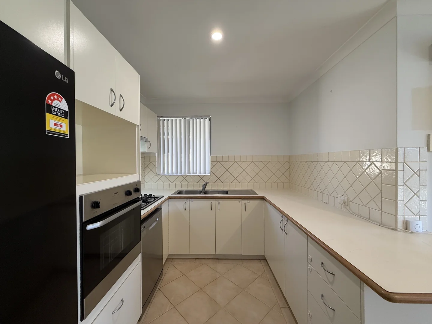 Additional image 4 of 2/280 Drake Street, Morley WA 6062