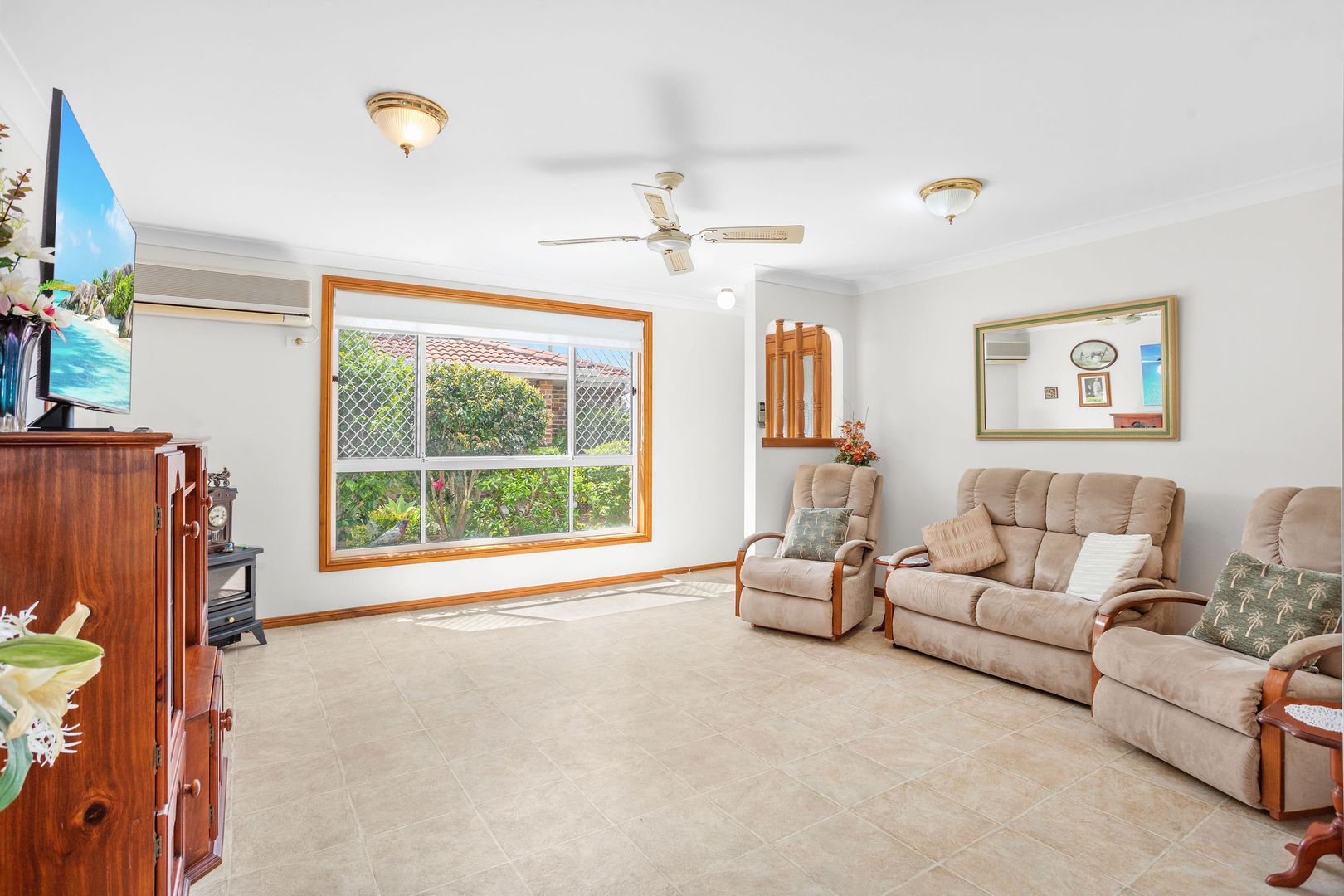 1/83 Hind Avenue, Forster NSW 2428, Image 2