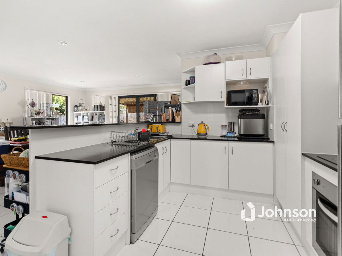 14 Neumann Place, Leichhardt QLD 4305, Image 2