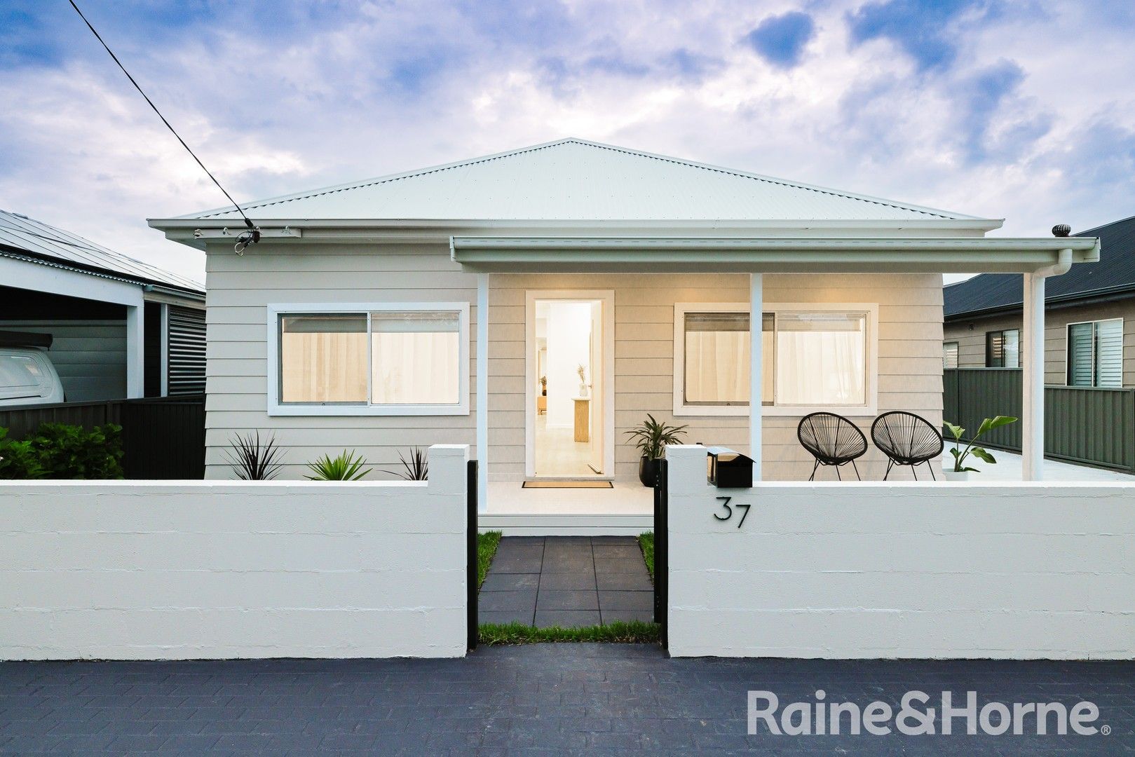 37 Robb Street, Belmont NSW 2280, Image 0