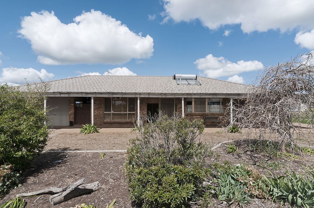 1836 Two Wells Road, BUCHFELDE SA 5118, Image 1