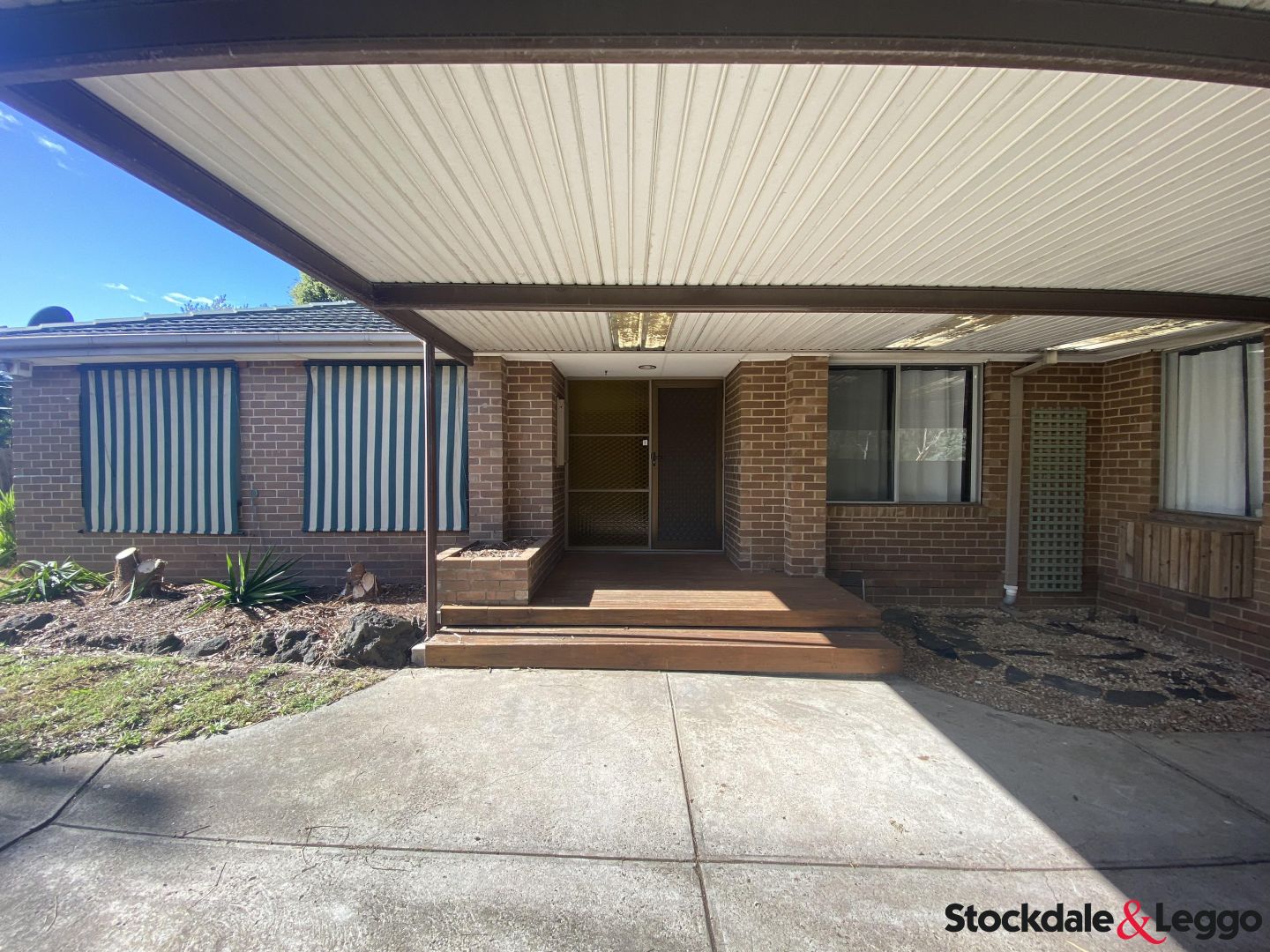 8 Milton Place, Gladstone Park VIC 3043 House For Rent 400 Domain