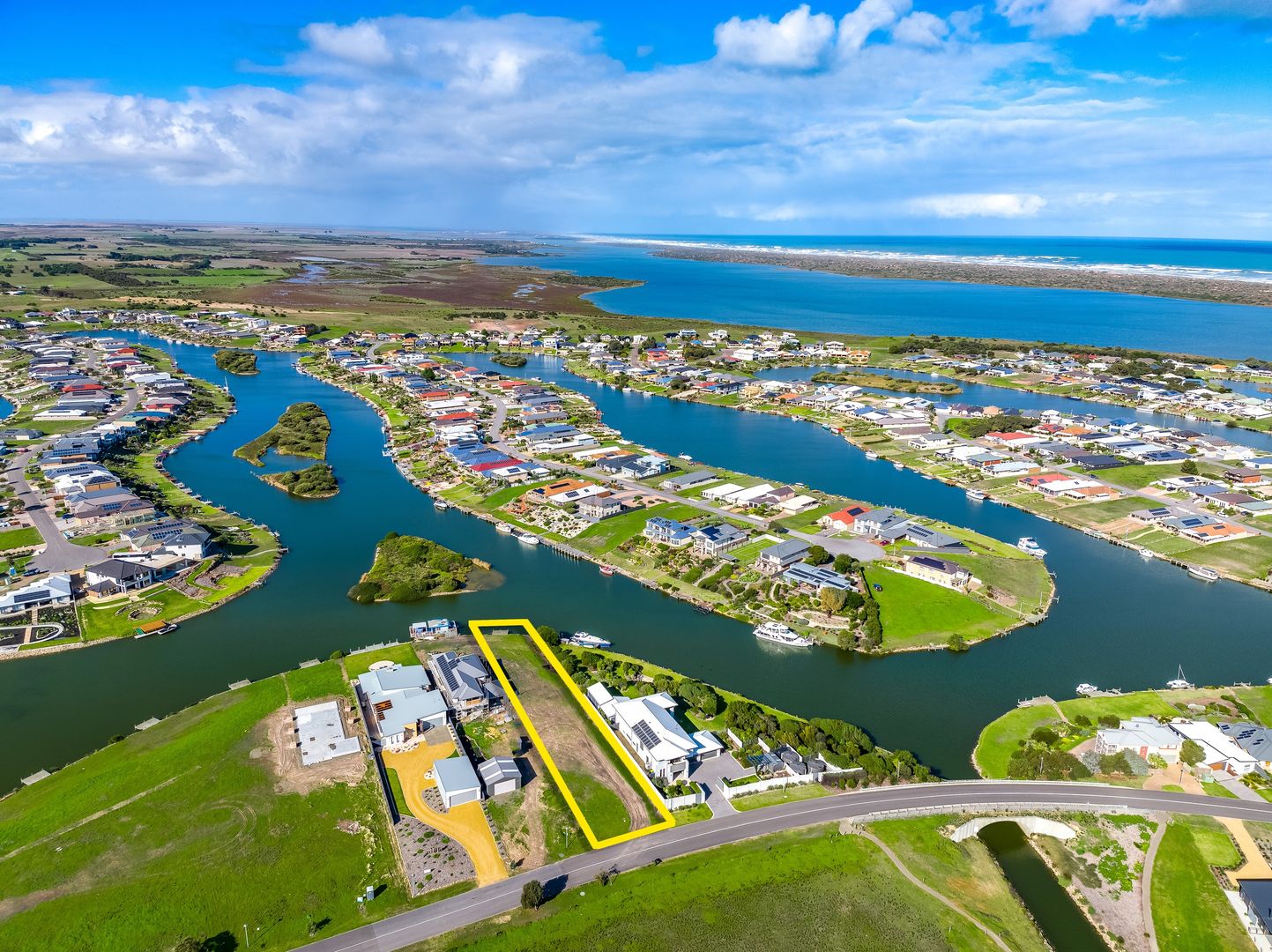 82 Providence Place, Hindmarsh Island SA 5214, Image 1