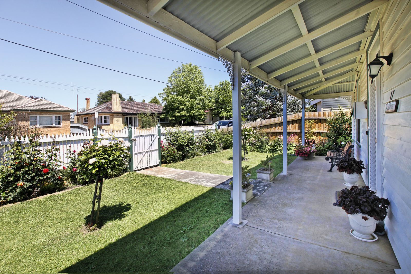 17 Lauriston Street, Kyneton VIC 3444, Image 2