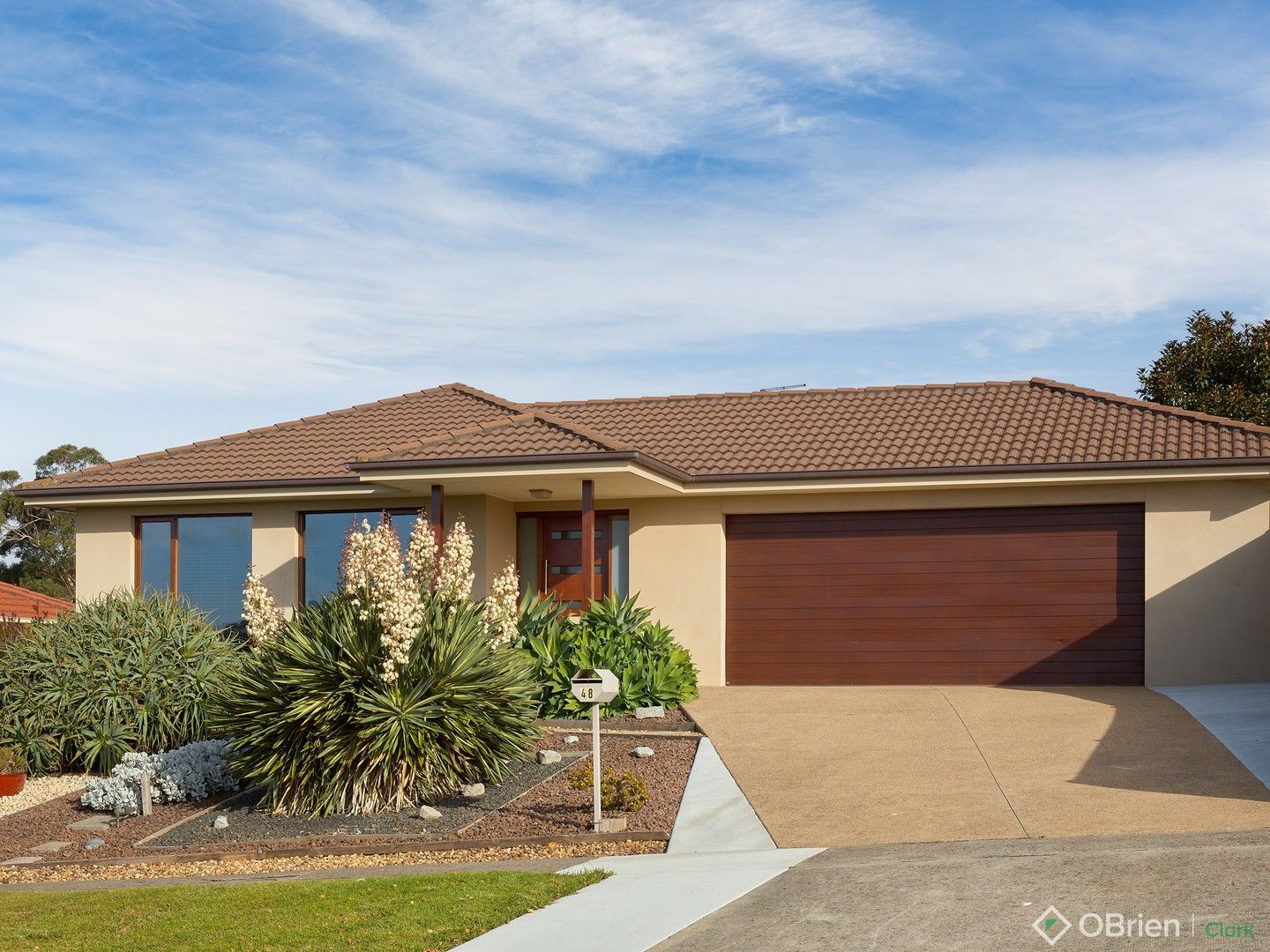 4 bedrooms House in 48 Walker Drive DROUIN VIC, 3818