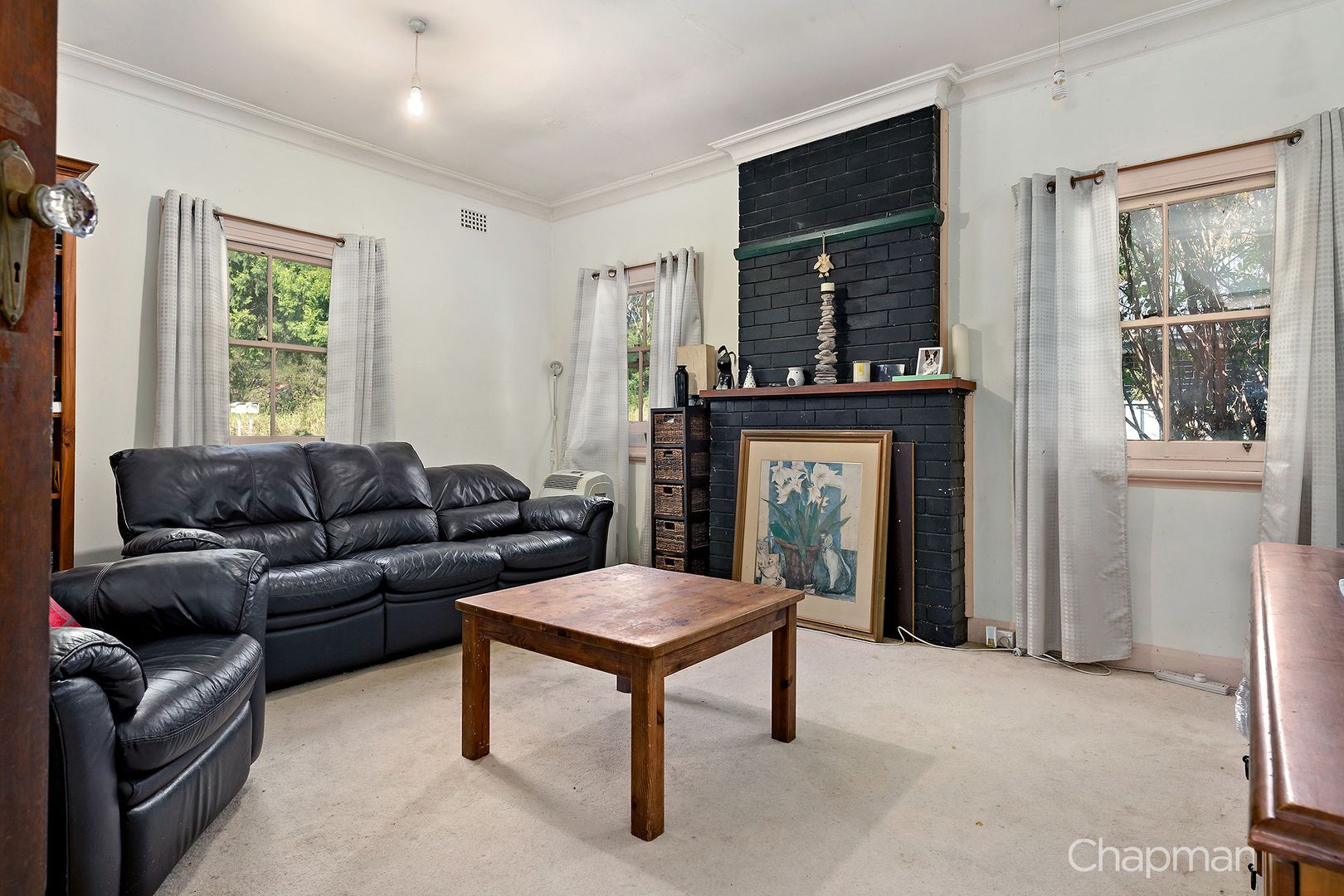 24 Russell Avenue, Faulconbridge NSW 2776, Image 2