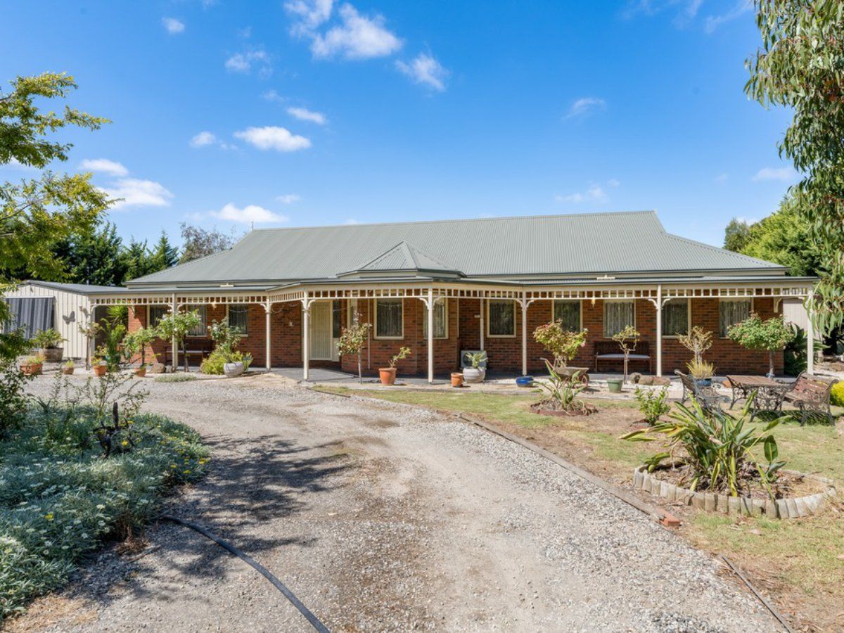 8 Inverlochy Drive, Bannockburn VIC 3331, Image 1