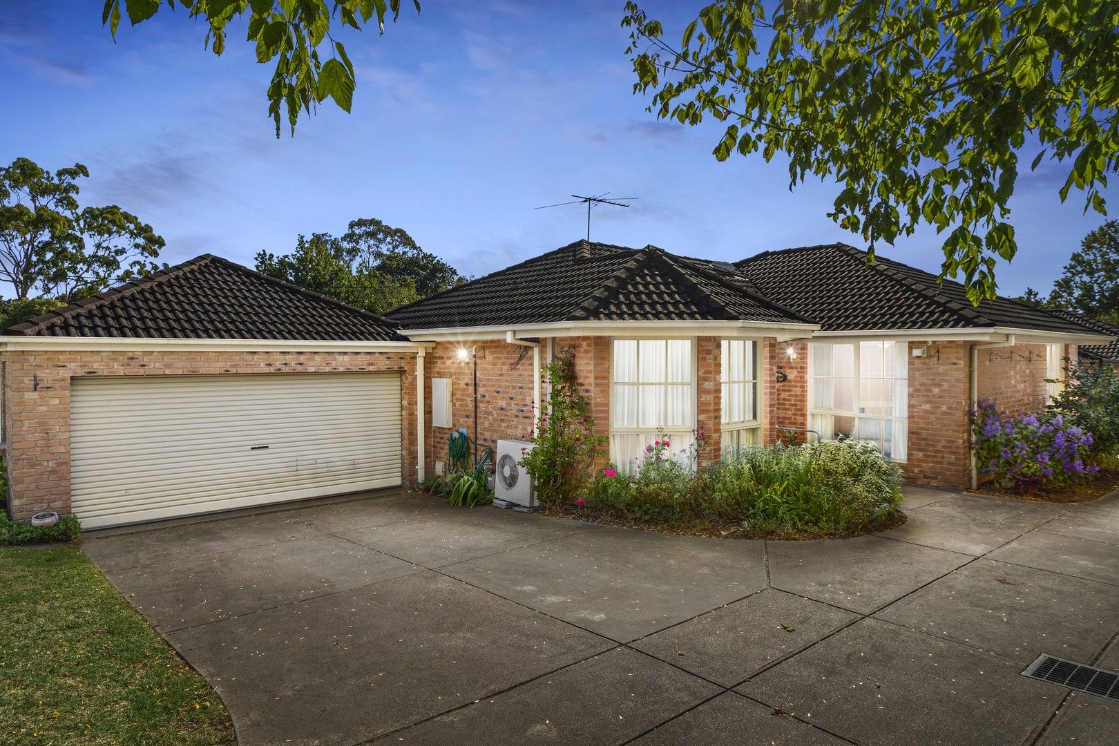 3 bedrooms Apartment / Unit / Flat in 1/3 Langley Street RINGWOOD EAST VIC, 3135