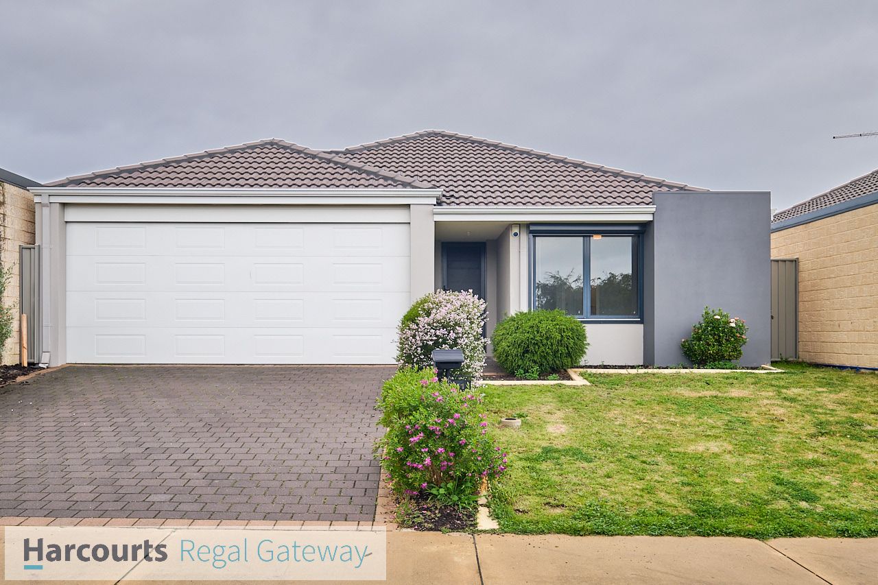 3 bedrooms House in 51 Litchfield Cirle WANDI WA, 6167