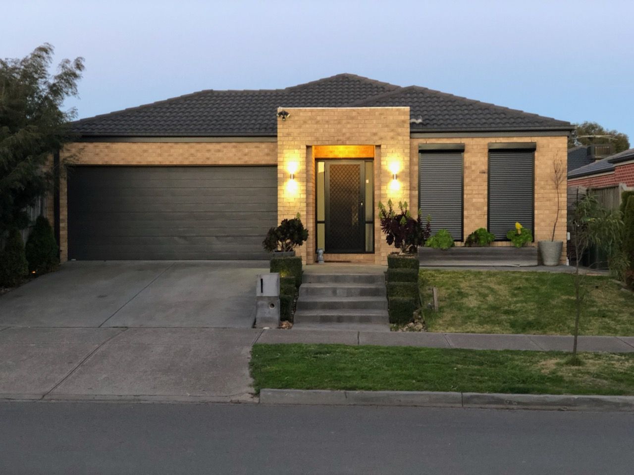 3 bedrooms House in 21 Fleetwood Drive DOREEN VIC, 3754