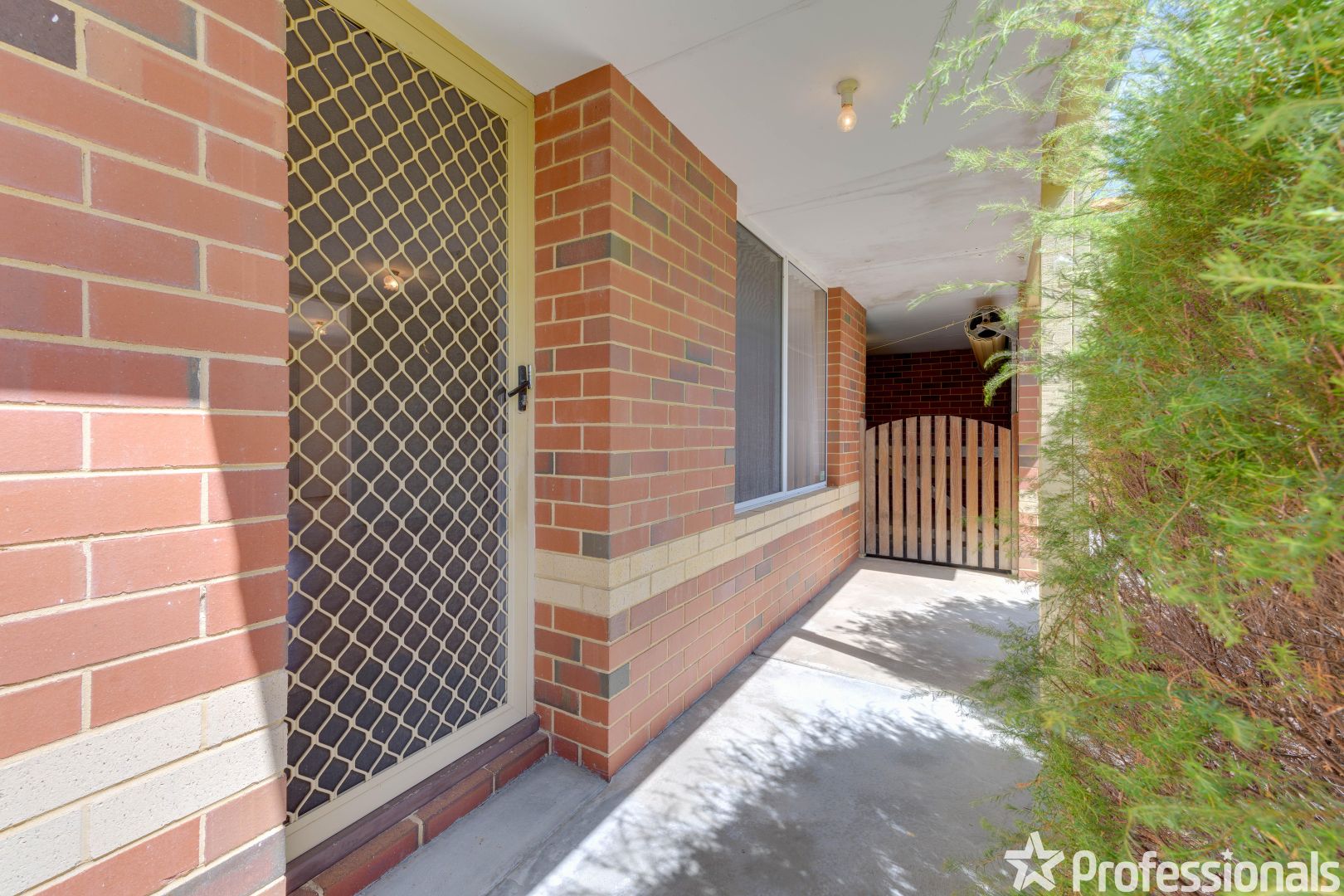 28/12 McNicholl Street, Rockingham WA 6168, Image 2