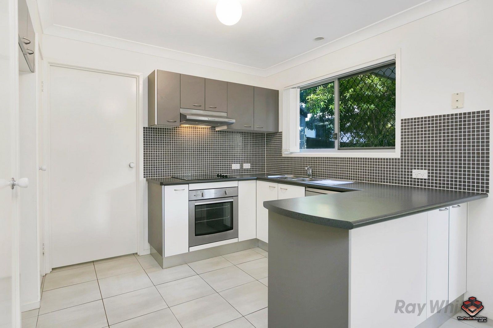 Eight Mile Plains QLD 4113 3 beds townhouse for Rent, 600 per week 16461302 Domain