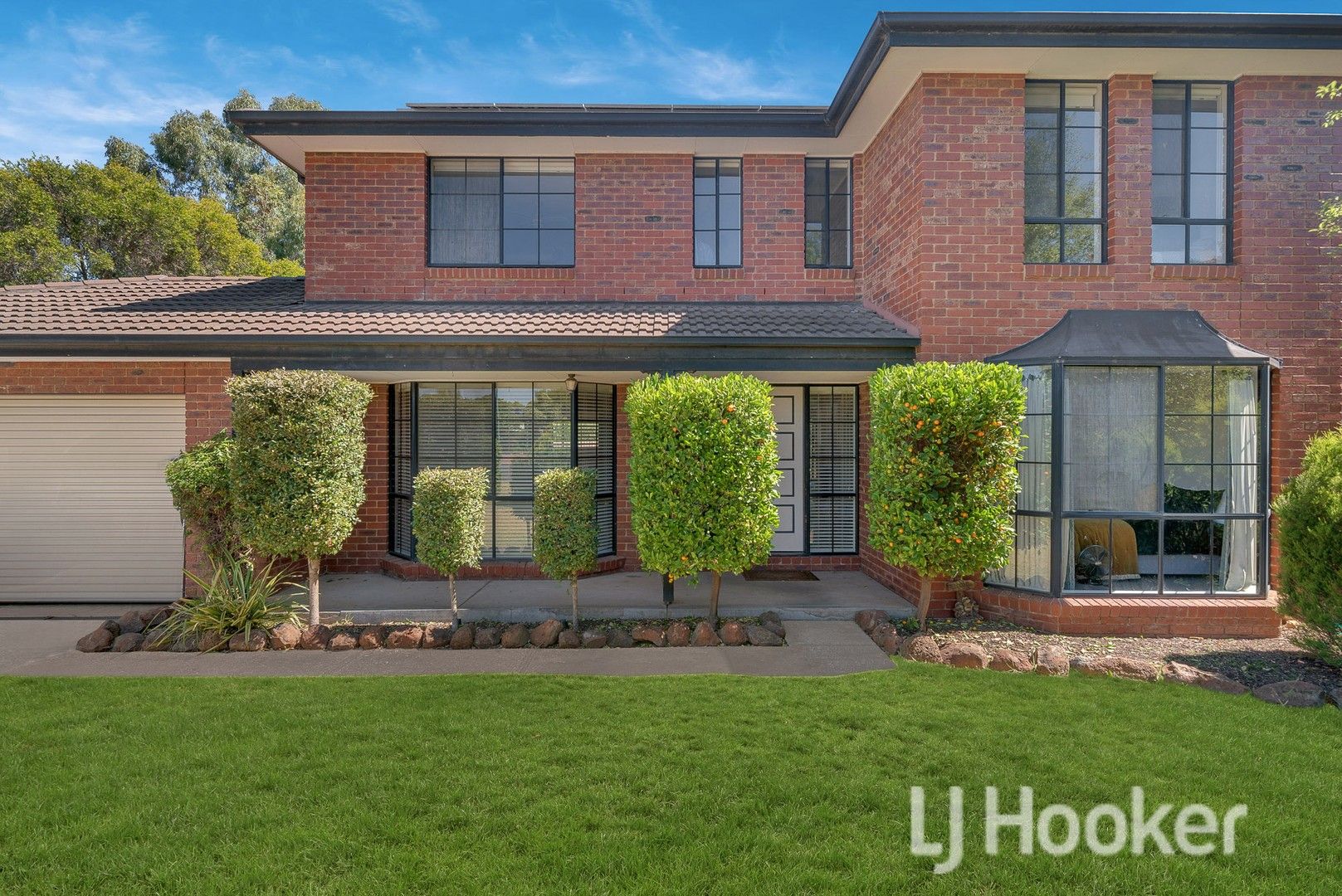 9 Hoddle Court, Melton West VIC 3337 Domain