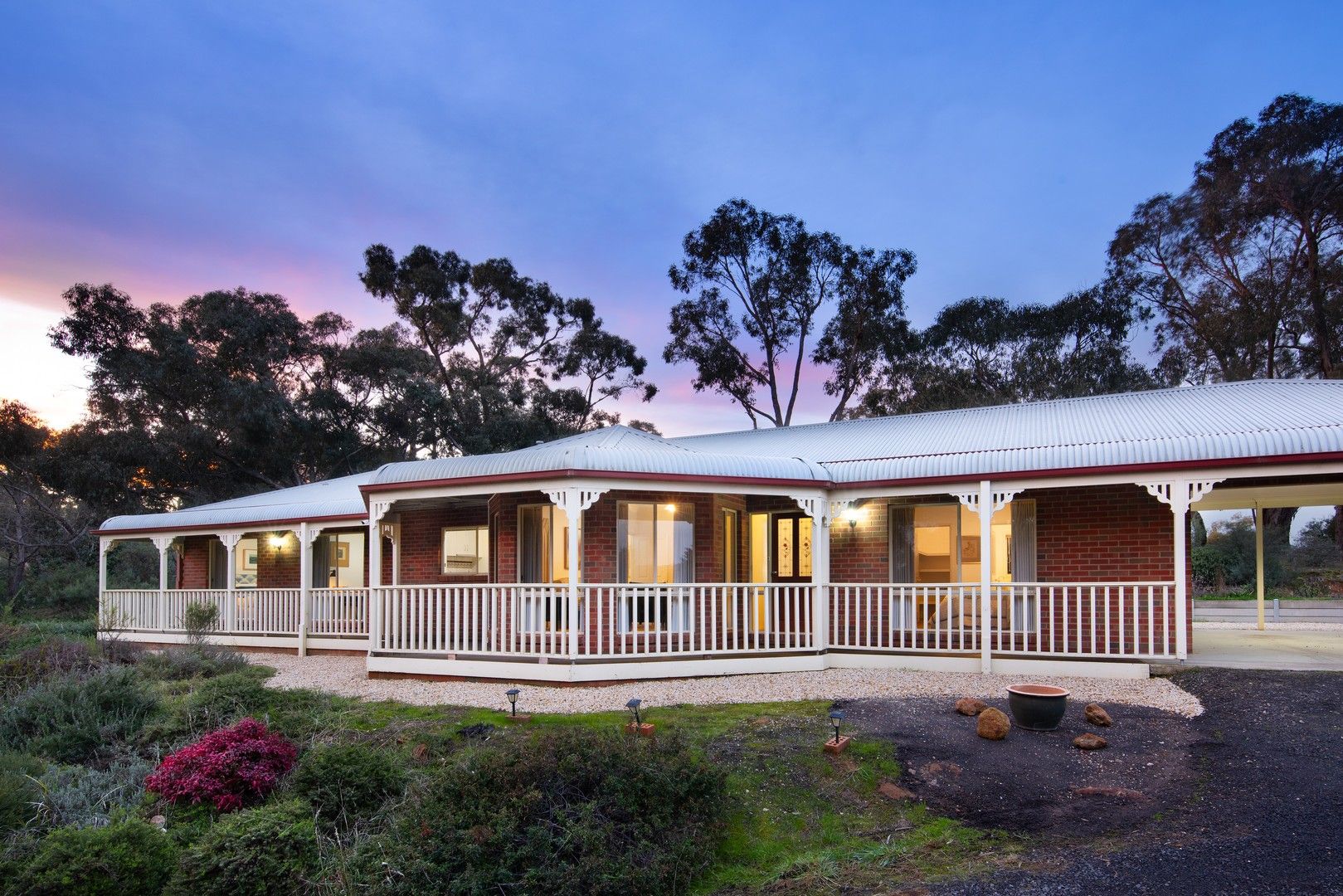 1 Cooper Court Campbells Creek VIC 3451 Domain