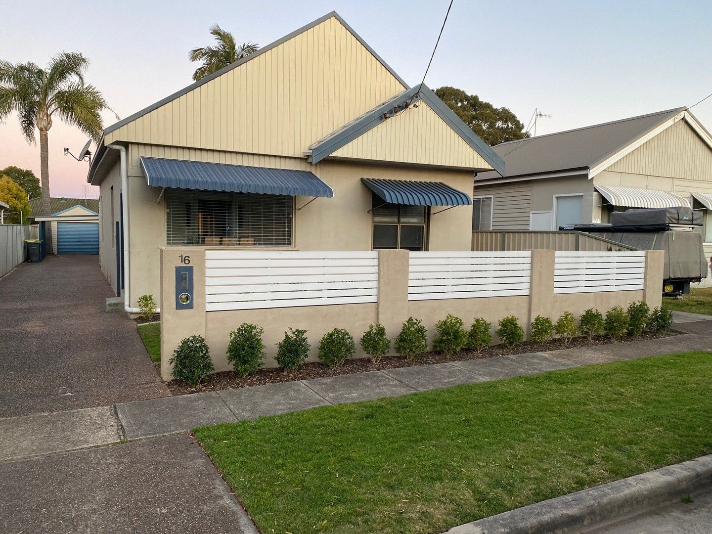 3 bedrooms House in 16 Mackie Avenue NEW LAMBTON NSW, 2305